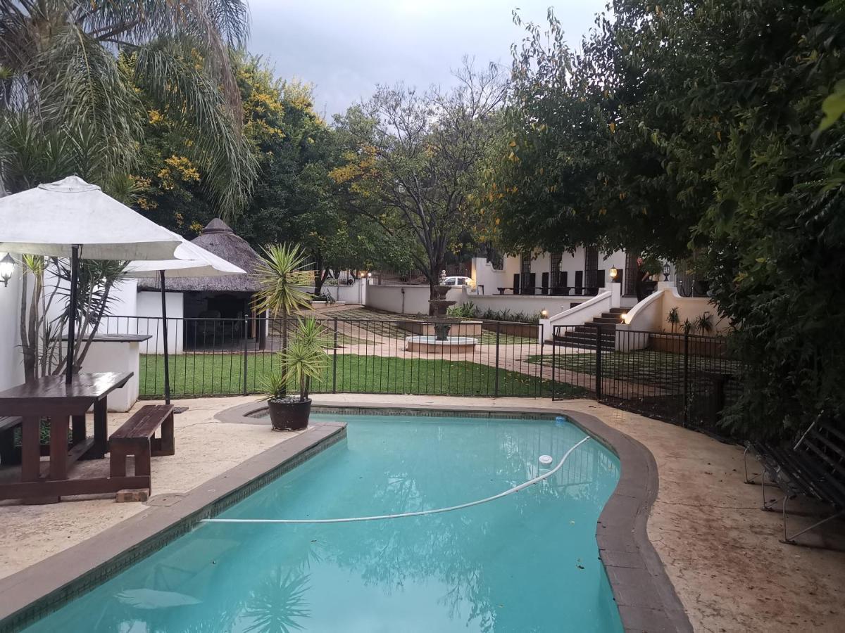Constantia Guest Lodge Pretoria-Noord Eksteriør billede