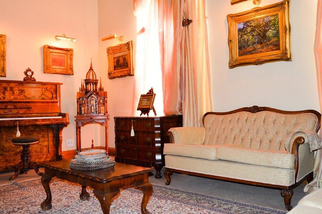 Constantia Guest Lodge Pretoria-Noord Eksteriør billede