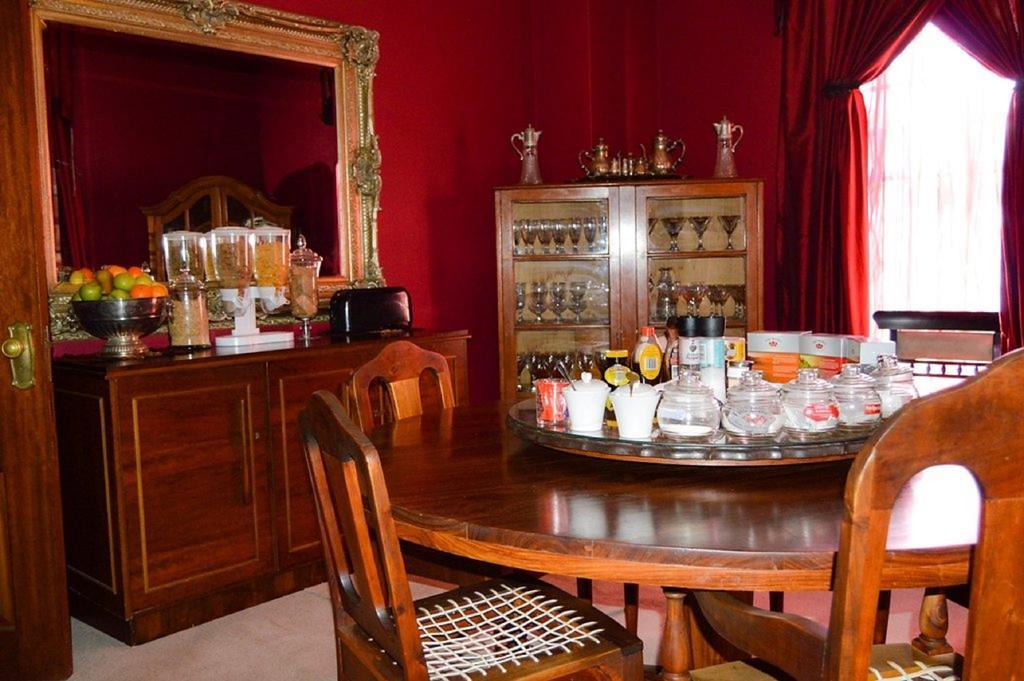 Constantia Guest Lodge Pretoria-Noord Eksteriør billede